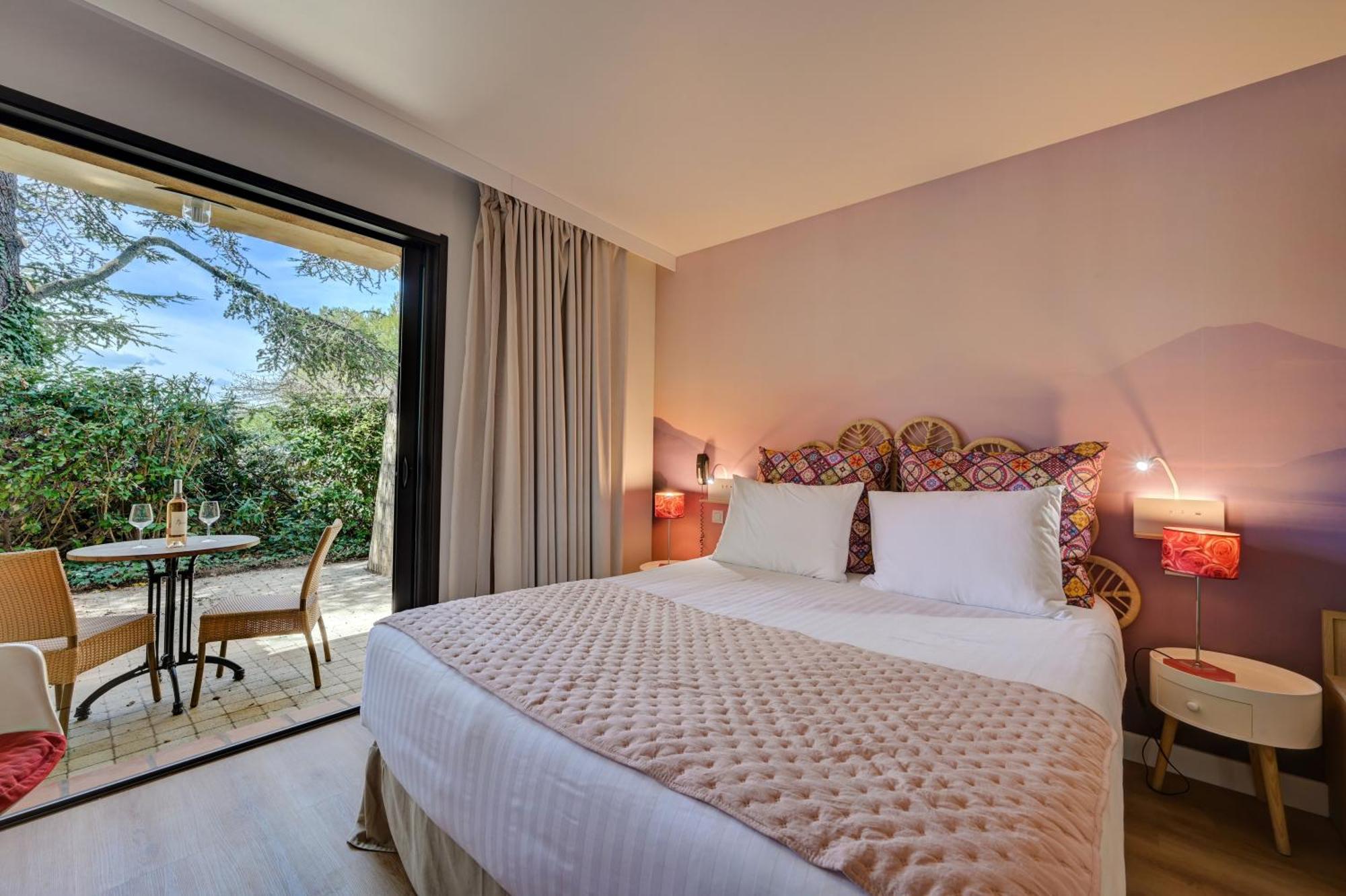 Hotel Bastide & Spa - Villa De 루르마랭 외부 사진