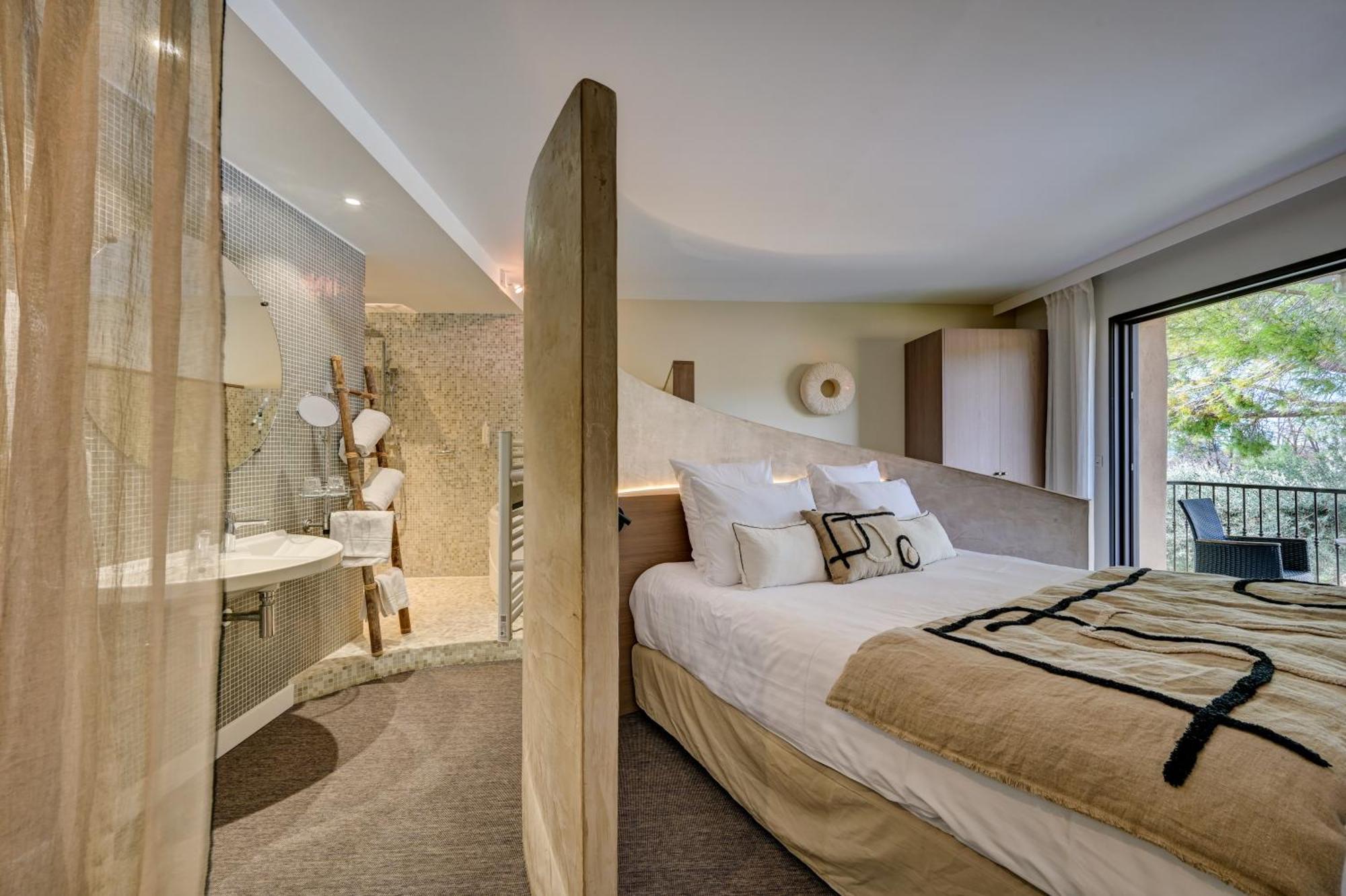 Hotel Bastide & Spa - Villa De 루르마랭 외부 사진