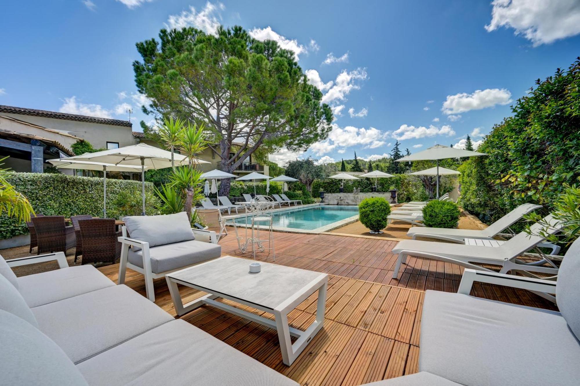 Hotel Bastide & Spa - Villa De 루르마랭 외부 사진